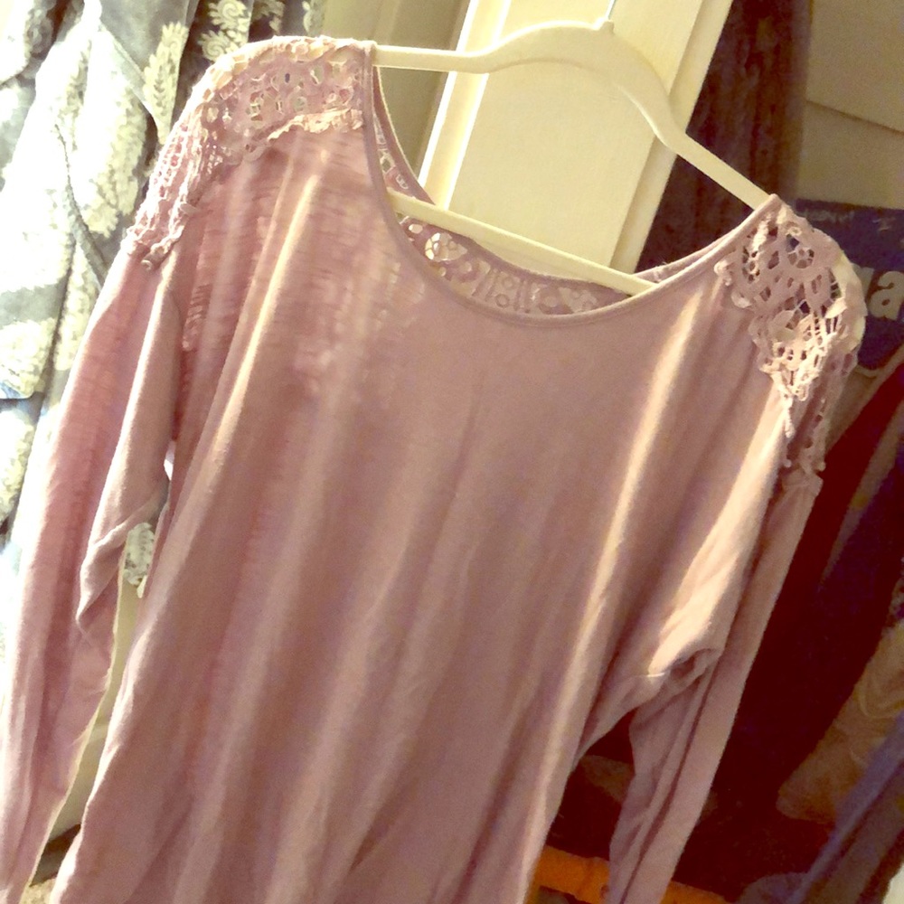 Long sleeve tee